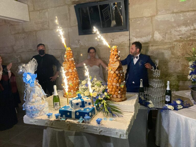 Mariage Portugais&nbsp;&middot;&nbsp;Croquembouche et étincelles